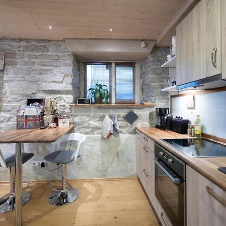Appartement Saue 1 *